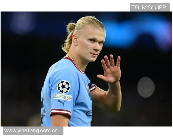 球员被红牌罚下瞬间怒火中烧 镜头捕捉震撼愤怒表情 球员被红牌罚下瞬间怒火中烧 镜头捕捉震撼愤怒表情