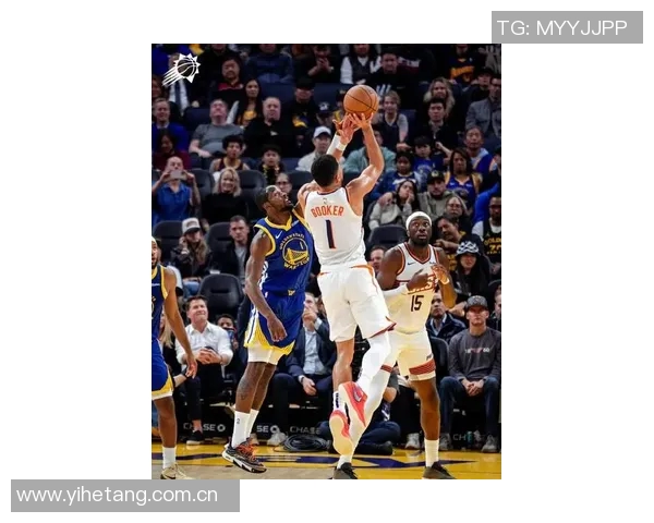 最新战报:布克全场高光瞬间集锦 最新战报:布克全场高光瞬间集锦