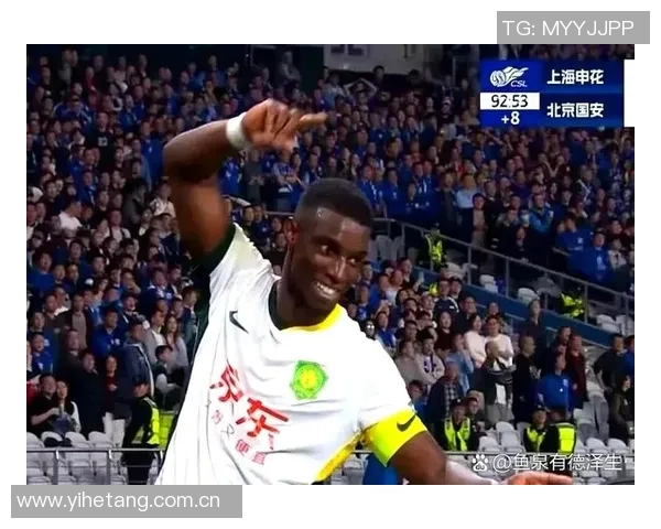 VAR技术再引争议，裁判判罚惹怒教练